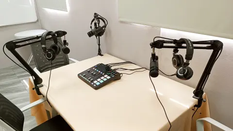 許昌3人Podcast錄音室
